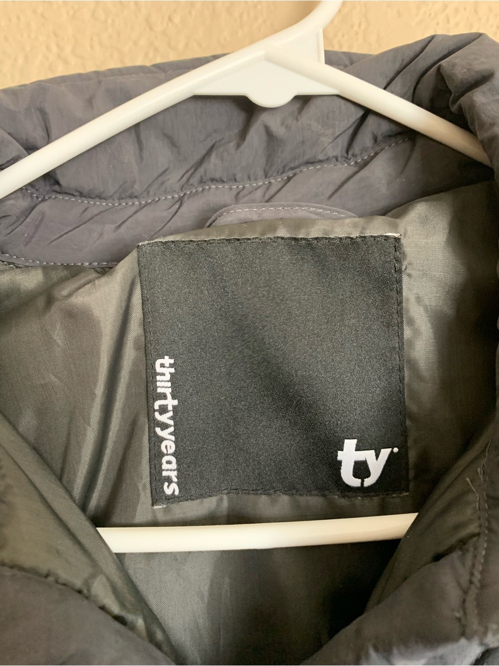 Women's Black Puffer Jacket - Thirty Years - Picture 3 of 7